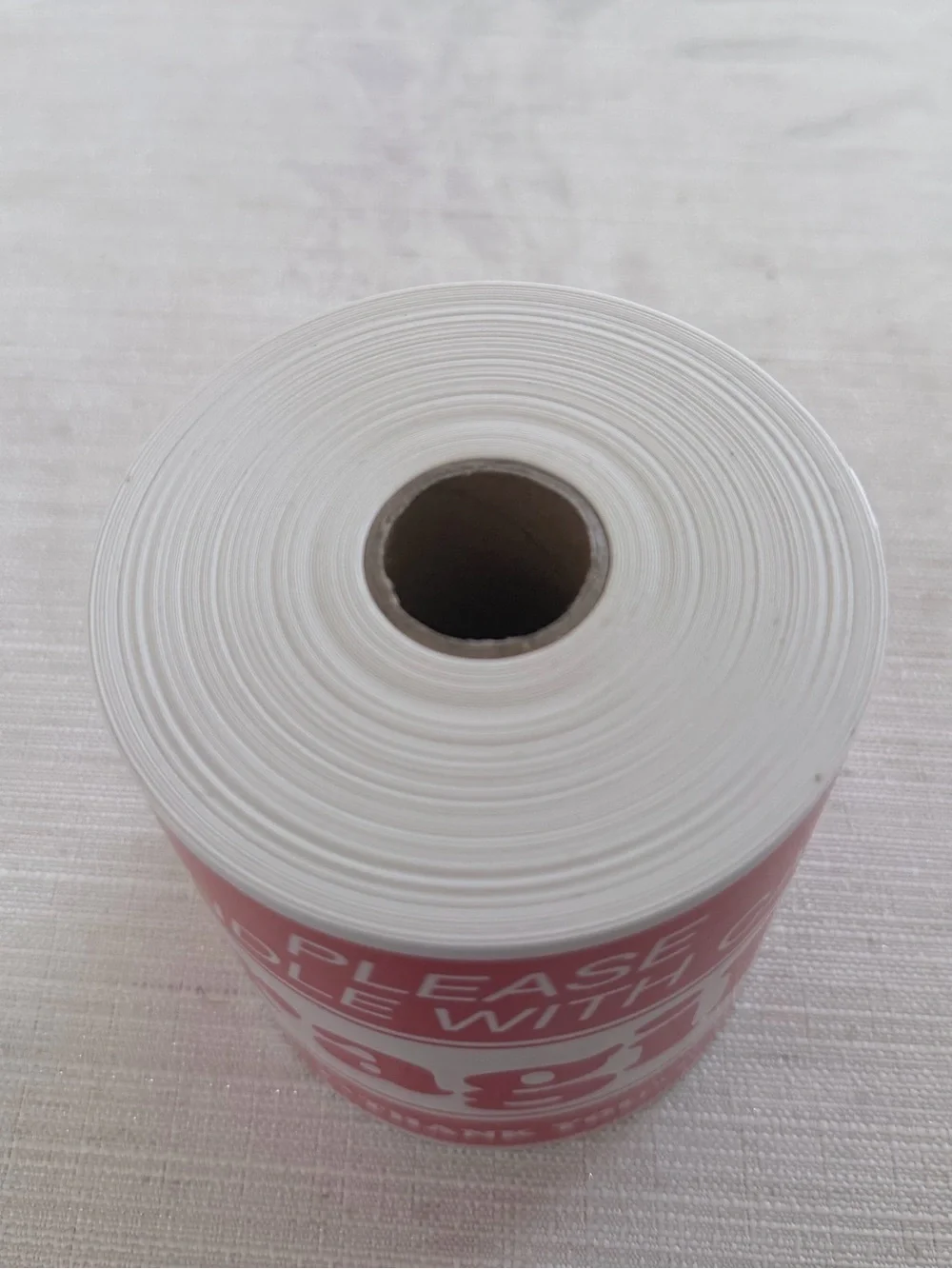 Roll of Red and White 'Please Handle With Care' fragile Labels- 300 count